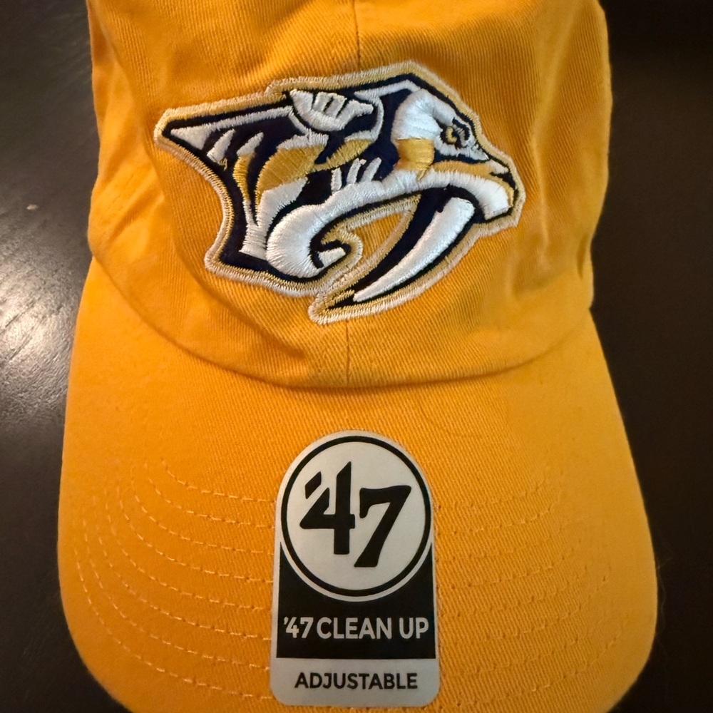NWT ‘47 Gold Nashville Predators Cap